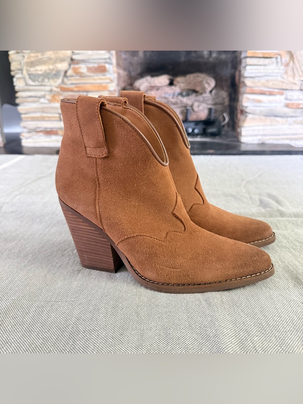 Dingo Suede Western Ankle Boots